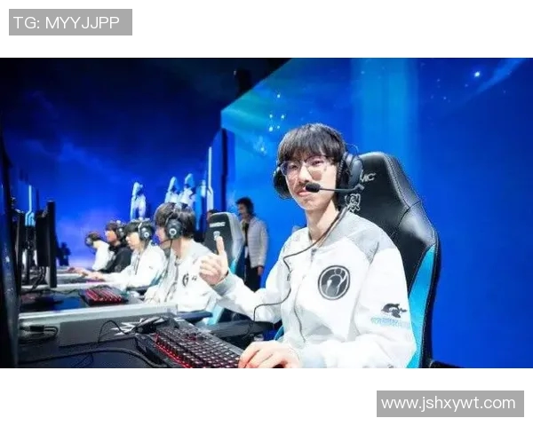 吴强畅谈DOTA2辉煌历程与S15赛季LOL的精彩瞬间